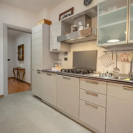Realkasa Senzanome Flat Apartment